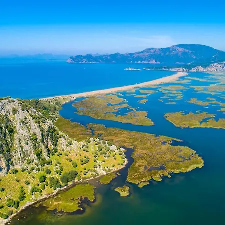 Canan Paradise Vila *